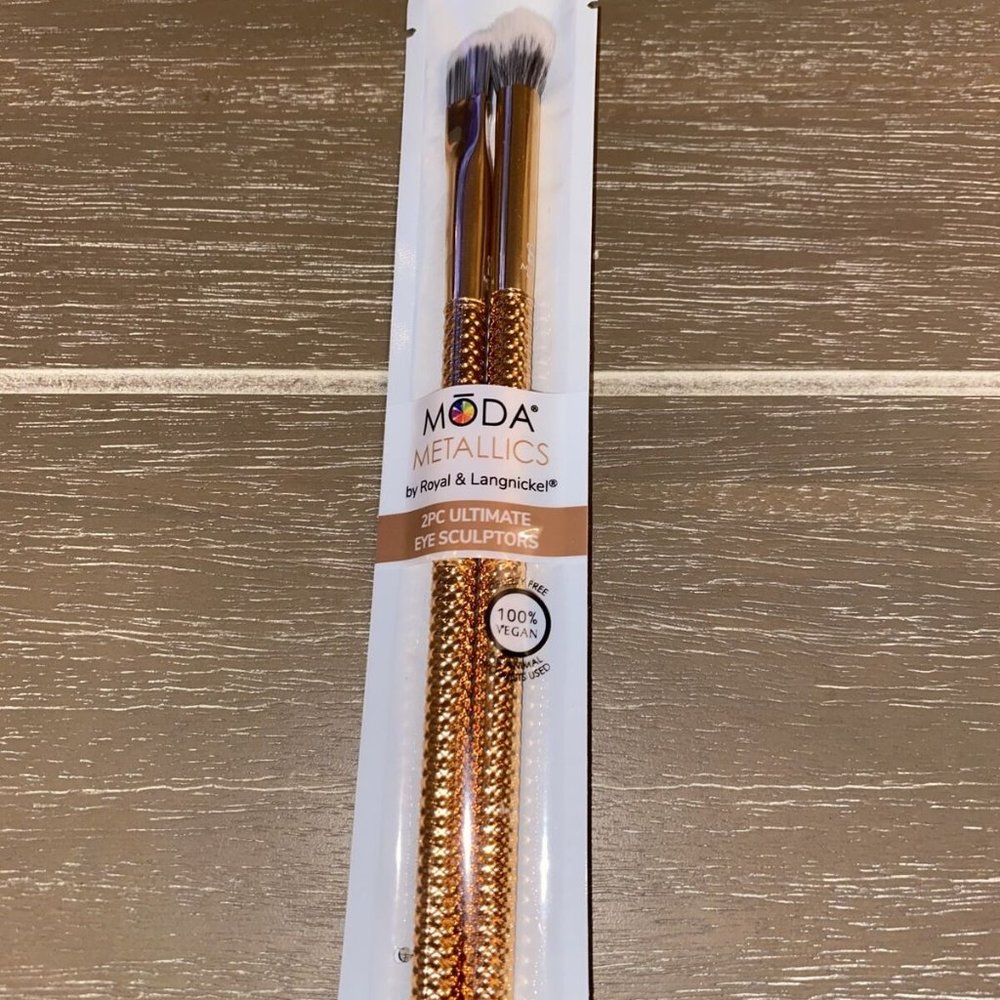 MODA METALLICS 2pc Ultimate Eye Sculptors 100% Vegan Makeup Brushes